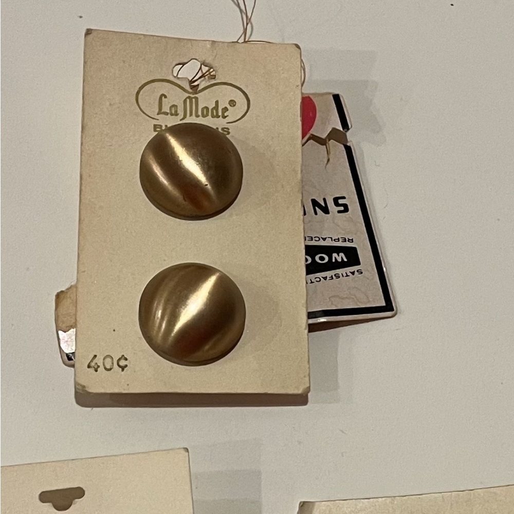 Vintage Button Set - Picture 4 of 5